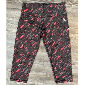 Adidas • Capri workout leggings